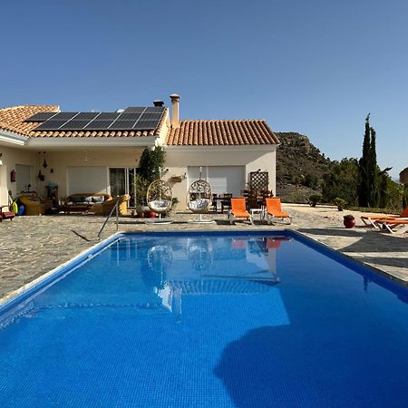 Bed and Breakfast Casa Lamberdina Fuensanta  Екстер'єр фото