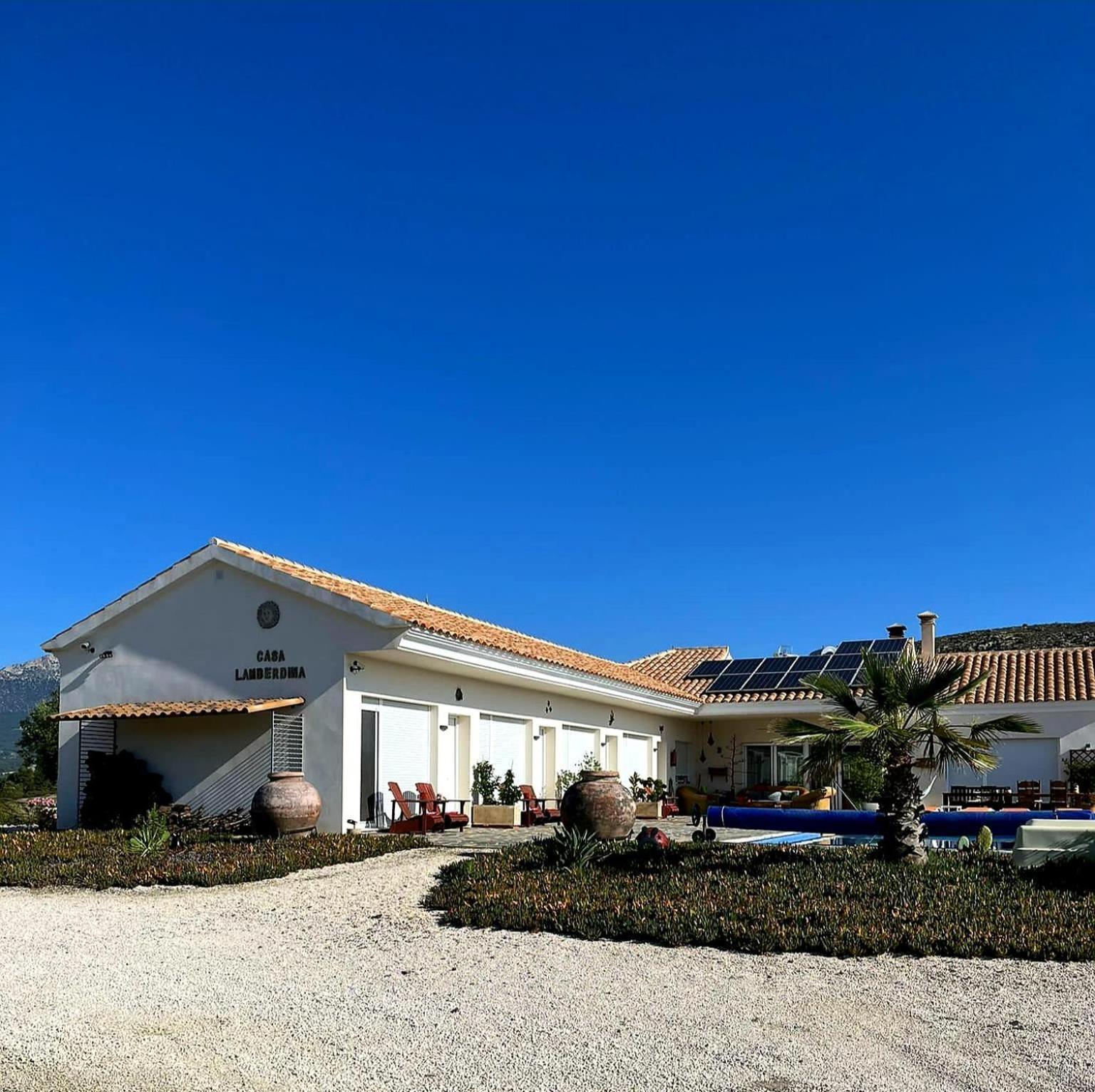 Bed and Breakfast Casa Lamberdina Fuensanta  Екстер'єр фото