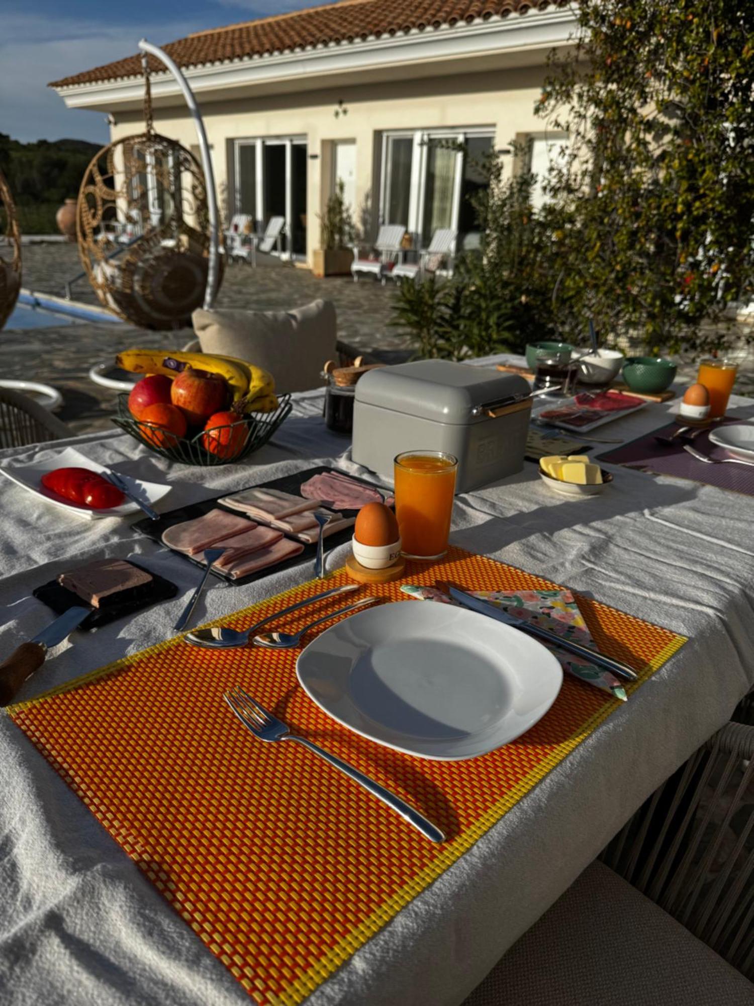 Bed and Breakfast Casa Lamberdina Fuensanta  Екстер'єр фото